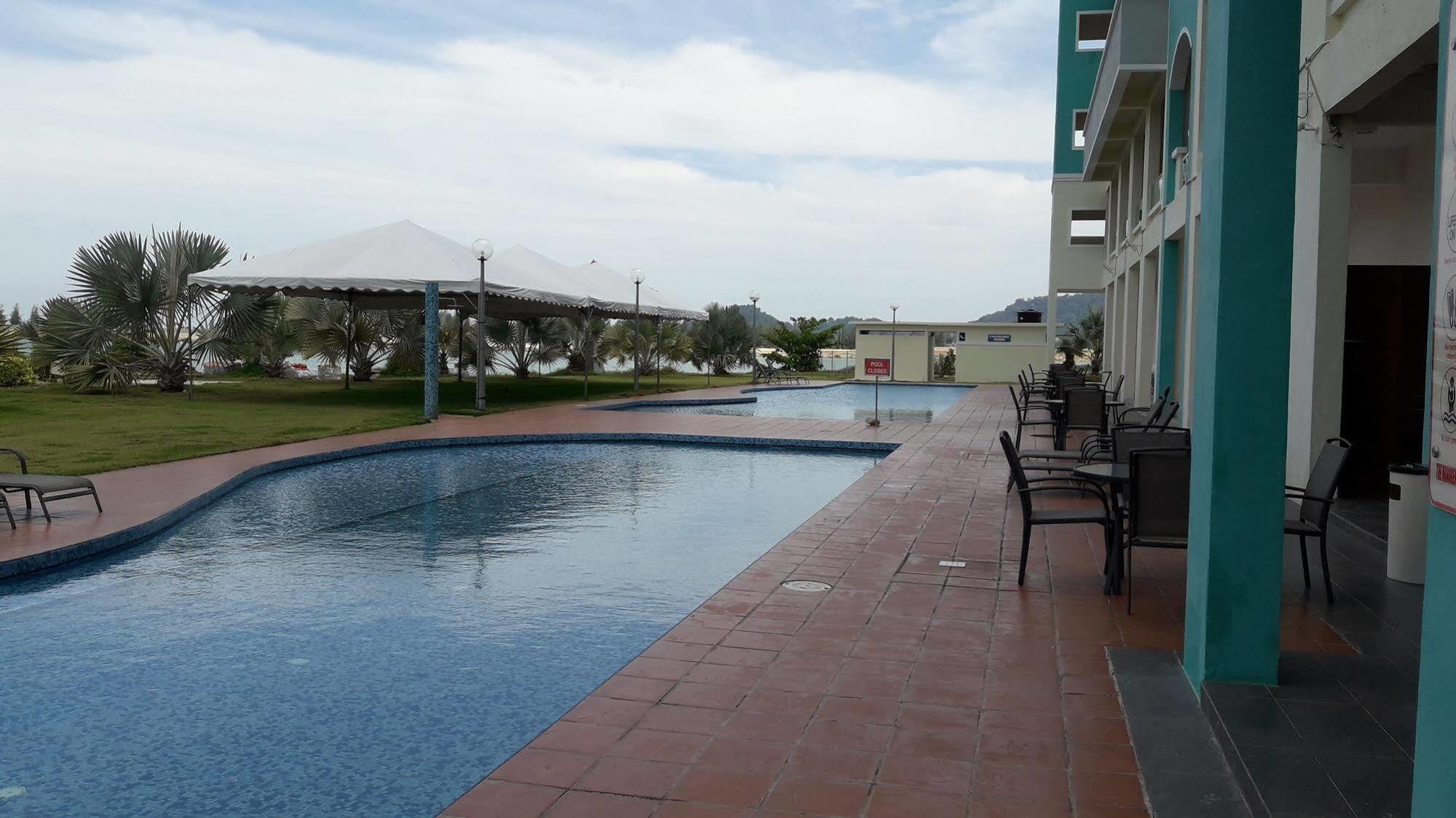 Apartment @ Marina Island Pekan Pangkor Buitenkant foto